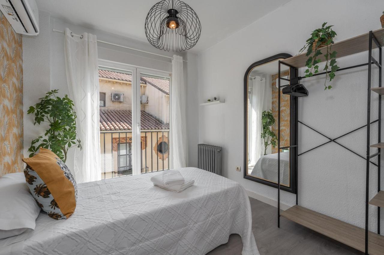 Tuguest San Agustin III Apartment Granada Bagian luar foto