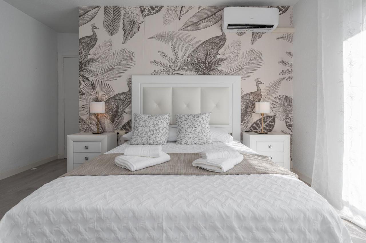Tuguest San Agustin III Apartment Granada Bagian luar foto